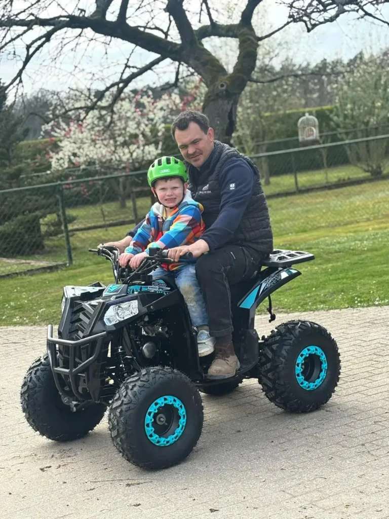 Klant op een quad